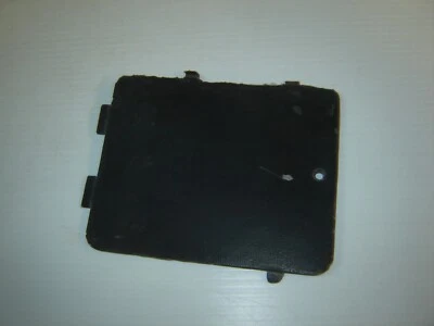 Panel de acceso amortiguador trasero derecho Ford Mustang 79-86 negro Foto 1 de 4