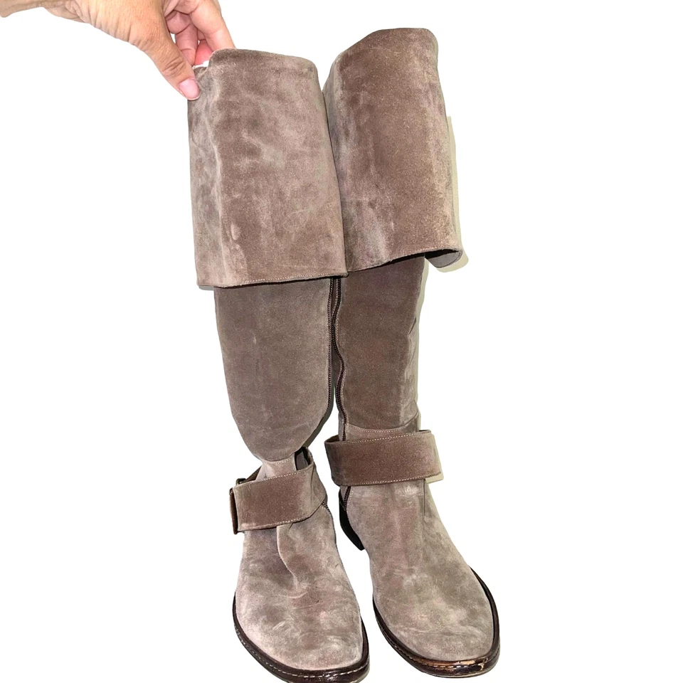 Botas de gamuza cooperativas Barneys para mujer talla 7 tostadas por encima de la rodilla correa para el tobillo cremallera Foto 1 de 4