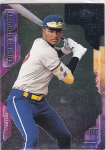 2024 Skybox Metal Universe Champion No. 25 Leodalis de Vries Rookie - Bild 1 von 2
