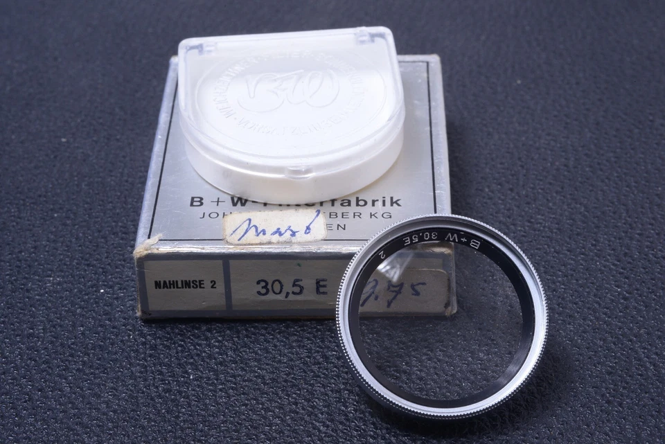 ✅ B & W SCHNEIDER CLOSE-UP X2 30.5MM FILTER GENUINE LENS OR CAMERA W/ BOX 101-2 - Image 1 of 2