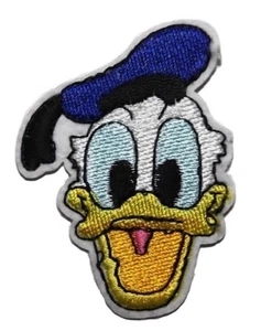 Donald Duck Head Shot 2 3/4" groß bestickt Bügelbild Patch - Bild 1 von 1