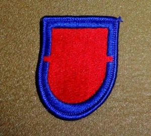 AIRBORNE BERET FLASH, 1ST BN 501ST INFANTRY REGIMENT(AIRBORNE) 4TH BDE,25TH ID - Picture 1 of 1