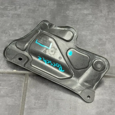 Porsche 987 Cayman Heat Shield Brake Hose Rear Right 98750467401 - Image 1 of 4