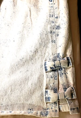 Vintage 80’s Denim Pencil Skirt Peep Bow knee length Light Stone Wash S - Image 1 of 4