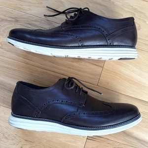 Zapatilla deportiva Cole Haan Original Grand Punta de Ala Cuero Marrón Oxford C36198 Talla 10.5 - Imagen 1 de 8