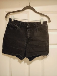 Schwarze Old Navy Rockstar Super Skinny High Rise Jeansshorts roher Saum Distress Gr. 6 - Bild 1 von 4