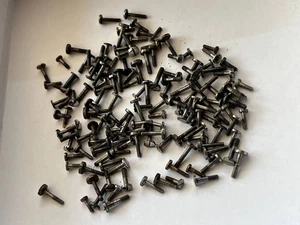Lot of 150 pocket watch case screws - Picture 1 of 2