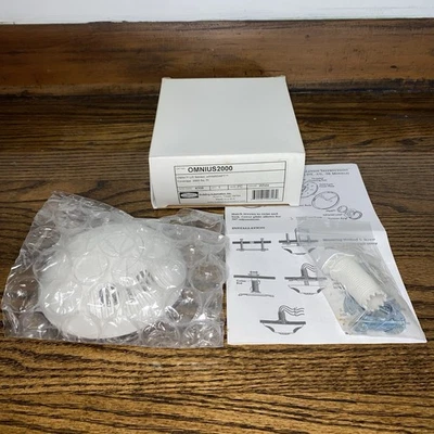 Hubbell OMNIUS2000 Ultrasonic Ceiling Sensor w/IntellADAPT - Image 1 of 3