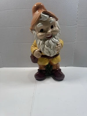 Gnomo de jardín vintage mediados de siglo decoración de césped de cerámica años 60/70 pintado a mano Foto 1 de 4