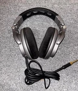 Shure SRH940 Professional Reference Double Headphones JP Audio Equipment Silver - Photo 1/10