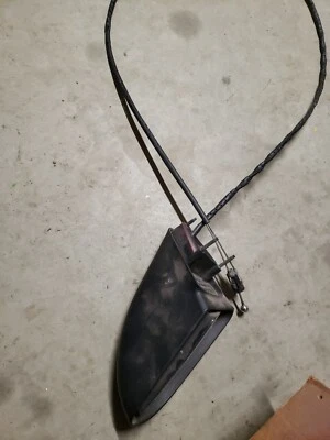  USED? MANUAL SIDE MIRROR FOR 85-86 OLDS DELTA 88/98 ELECTRA/LESABRE/PARK AVE RH - Image 1 of 4