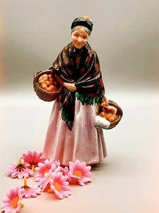 VINTAGE ROYAL DOULTON “THE ORANGE LADY” Porcelain Figurine Ornament HN1759 (JM) - Picture 1 of 11