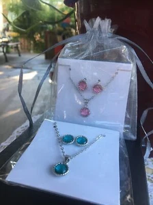 EFFY rund Aqua/Rosa Mode Schmuck Set Ohrstecker und HALSKETTE mit ANHÄNGER - Bild 1 von 12