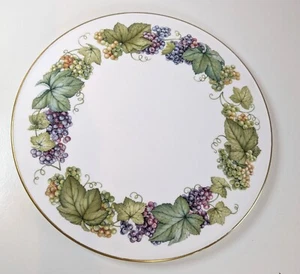 Royal Worcester Cheese Cake Plate Platterer Domed Vine Harvest Large 28cm 1978 - Picture 1 of 6