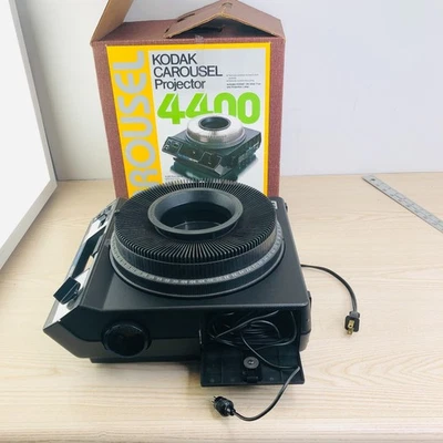 KODAK Carousel 4400 Slide Projector WORKS GREAT W Remote Lens, 140 Tray & Box - Image 1 of 4