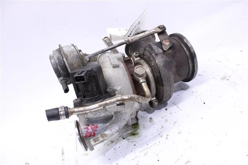 TURBO 550i 550i GT 650i 750 HYBRID 750i 750il Active 7 X5 X6 08-14 1058971 Foto 1 de 4