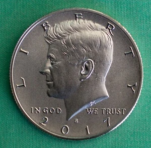 Moneda de medio dólar S Kennedy 2017 mejorada sin circular 50 centavos moneda 50c - Imagen 1 de 2