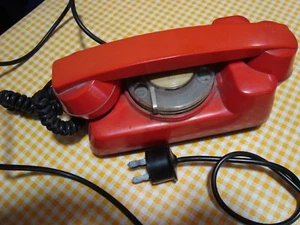 Telefono ROSSO a disco vintage - MARCHETTI ROMA - Foto 1 di 2
