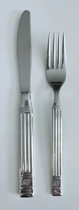 Juego de tenedor y cuchillo de cena de acero inoxidable United Airlines - cubiertos - nuevo en bolsa - Imagen 1 de 3
