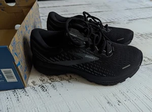 Brooks Ghost 13 Women’s Size 8 Black on Black Wide Running Shoes - Picture 1 of 9