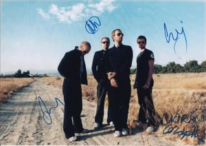 Photo autographe signée à la main Chris Martin Coldplay membres complets groupe 8 x 12 certificat d'authenticité - Photo 1/1