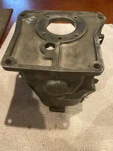 Jeep Transmission SR4 Case 13-32-065-905 - Picture 1 of 19