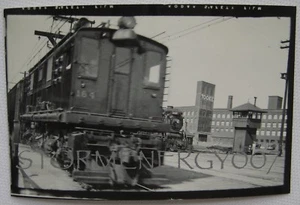 Canadian National Railroad No.164 Engine, Tooke Building, Montreal Quebec photo - Picture 1 of 2