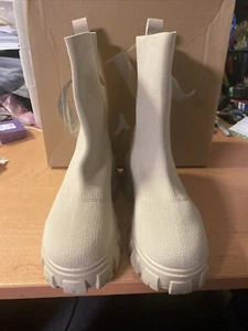Charlotte Russe ankle boots, Size 8 - Picture 1 of 11