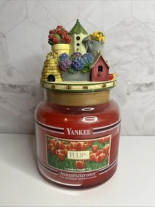 Yankee Candle Retired Black Band Label Tulips 14.5oz With Yankee Topper - Picture 1 of 3