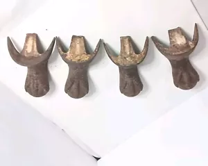 Set Of 4 Vintage Cast Iron Eagle Claw And Ball Feet - Picture 1 of 10