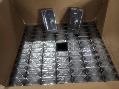 Estuche de 84 cargadores Nike + sensor deportivo Foto 1 de 4