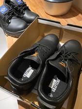 wide fit safety trainers uk