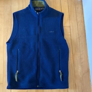 Vintage Fuzzy Patagonia Synchilla Navy Full Zip Fleece Sleeveless Vest Sz S USA - Picture 1 of 8