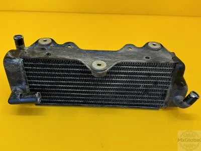 Yamaha YZ400F 1999 ¡Radiador izquierdo recto sin relleno! Foto 1 de 3