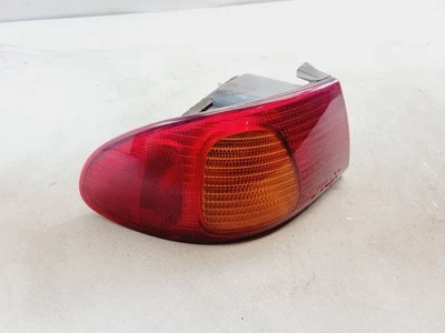 1998 1999 2000 2001 2002 TOYOTA COROLLA ЛЕВЫЙ ЗАДНИЙ ЧЕТВЕРТЬ КРЕПЛЕНИЕ ЗАДНИЙ ФОНАРЬ OEM - Изображение 1 из 4