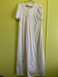 Vintage Penelope Long Nightie Size 16 Lilac - Picture 1 of 3