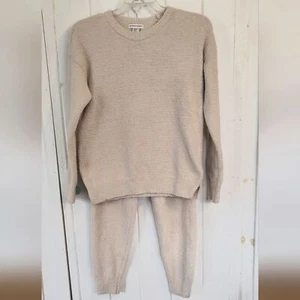 Cupcakes And Cashmere Soft Tan Chenille Jogger Loungewear Set - Picture 1 of 9