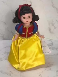 Vintage Madame Alexander - Snow White - Doll - Storyland Collection - Picture 1 of 6