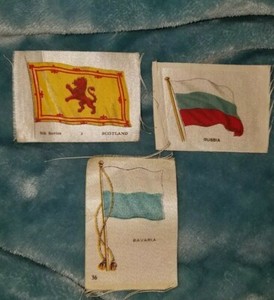 3 Vintage  Cigarette Tobacco Silk National Flags (ca. 1912 - 1915.) Lot14