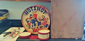 Batteria Lil' Abner "Hot Shot" fumetto Al Capp MAI ASSEMBLATA in scatola Ohio Art - Foto 1 di 16
