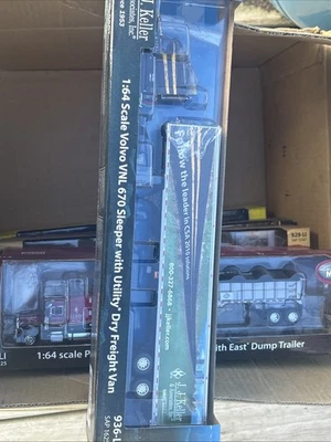 J.J. Keller 1:64 Volvo VNL 670 dormitorio con furgoneta utilitaria de carga seca Foto 1 de 3