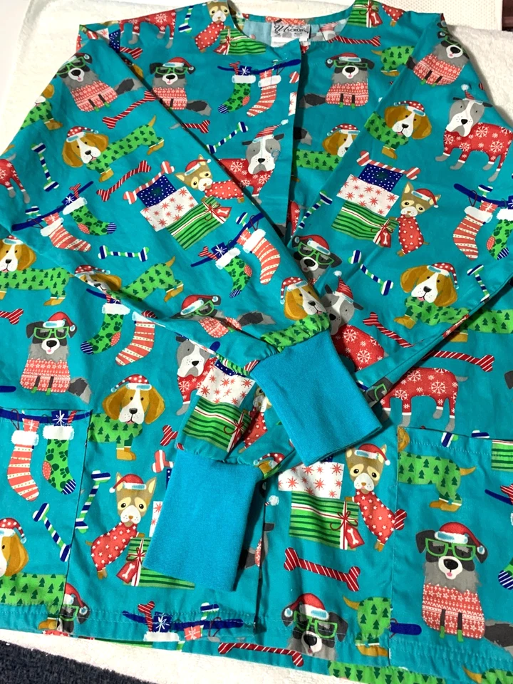 Blusa Médica CHRISTMAS Larga Estampado Pediátrico Vacaciones Cachorros Talla Grande Foto 1 de 4