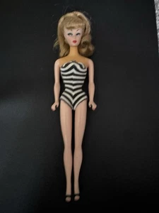 Vintage 1958 Barbie mit schwarz-weißem Badeanzug 1993 35th Anniversary - Bild 1 von 13