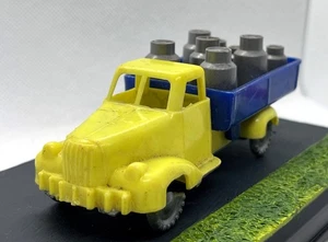 ANTIQUE CAMION LAITIER, MILK TRUCK, PLASTIC, NO NAME, VERY GOOD CONDITION, RARE - Imagen 1 de 6