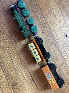 Thomas Holzeisenbahn Lot EUC Whiff & Recycling Autos Behälter Cargo Train Set / Brio - Bild 1 von 15