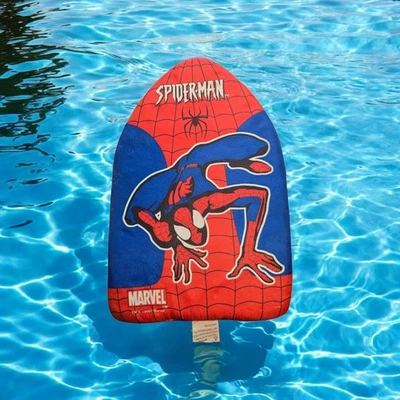 Difícil de encontrar 2002 Spiderman Marvel Kicks Kickboard bodyboard flotante Foto 1 de 4