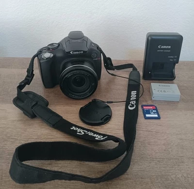 Canon PowerShot SX40 HS 12.1MP 35x Zoom Digital Camera Black - Image 1 of 4