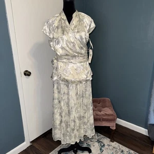 Jones New York NWT 2-Piece Dress Set Sz 10 Wrap Top /4 Silky Floral Satin Ivory - Picture 1 of 14