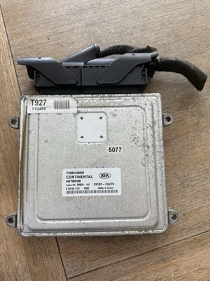 Kia Forte 39192-2G270 2011 computadora cerebro motor control ECU ECM EBX módulo Foto 1 de 4