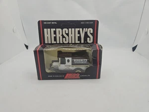 Hershey Chocolate Milk, Truck, London Diecast Model Boxed #CTZ - Picture 1 of 3